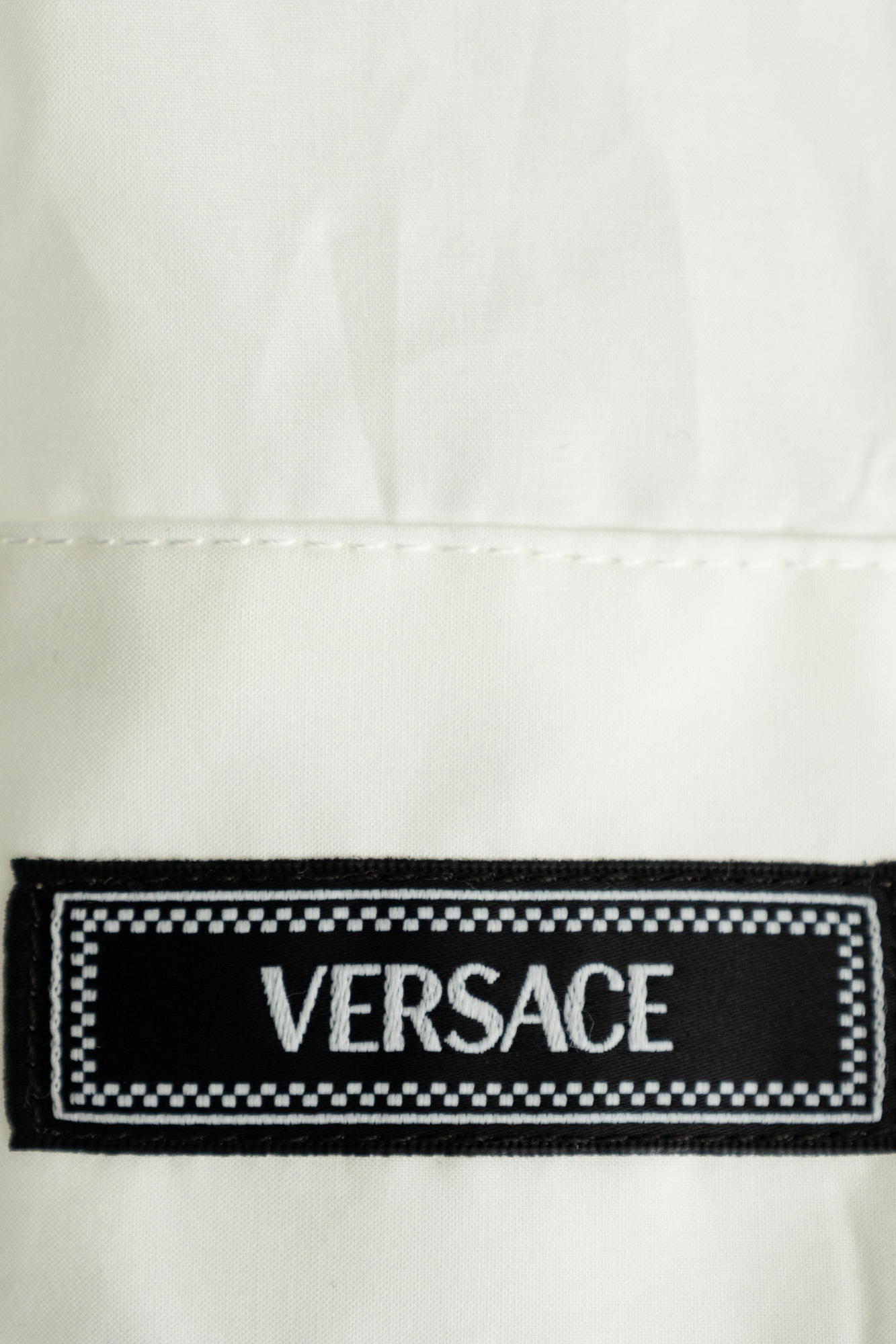 VERSACE ハロックフリントクルネックTシャツ 76GAH611JS287 899 24668459_54965405_1000.jpg